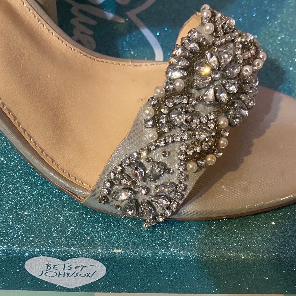 Betsy Johnson’s Elegant, Silver Ankle Strap Heels with Embellishments - Picture 5 of 6